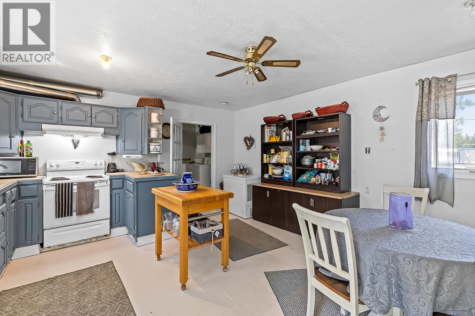 3665 Sweet Road, Baynes Lake, British Columbia  V0B 1T4 - Photo 12 - 10358742