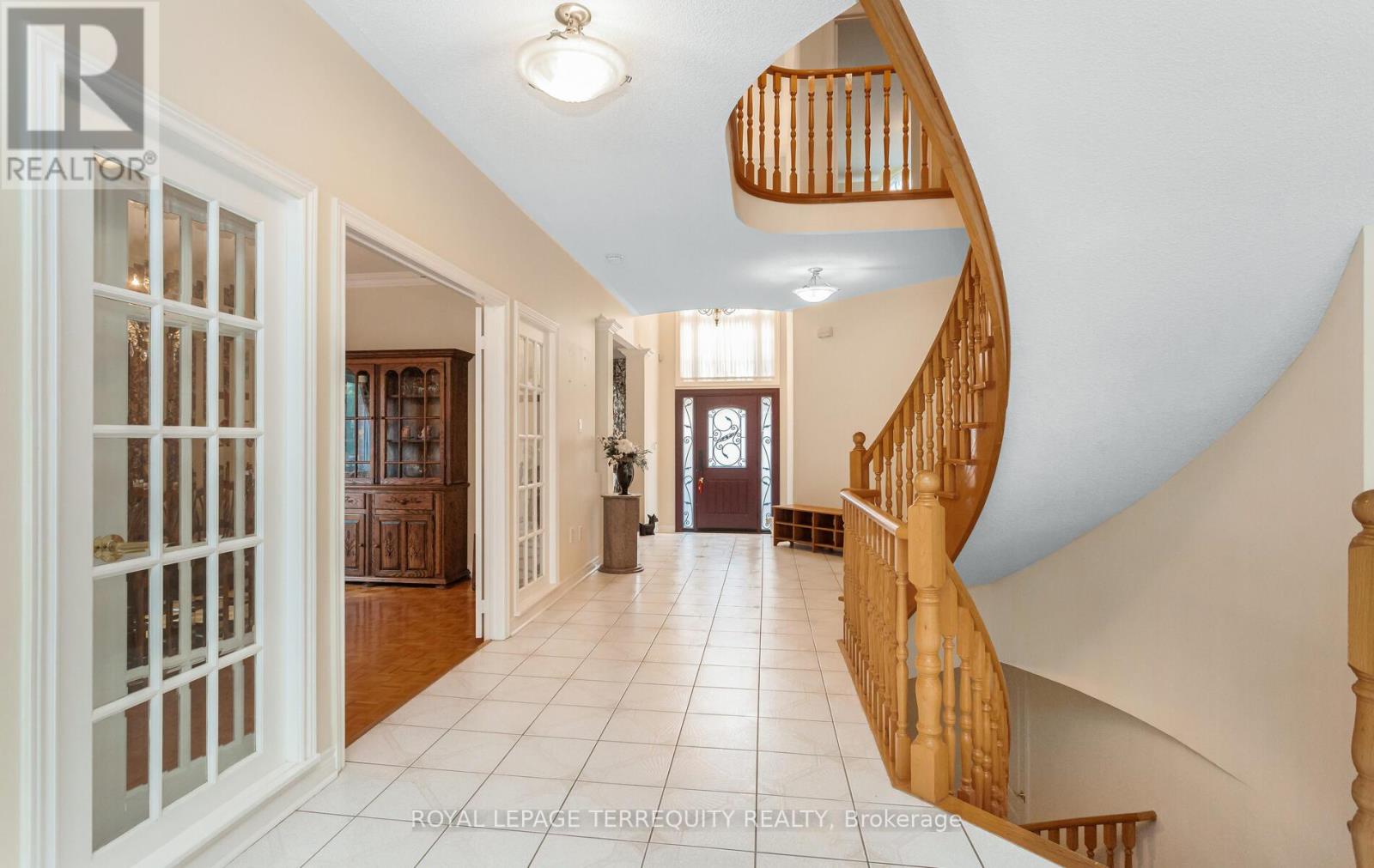 5187 Forest Ridge Drive, Mississauga, Ontario  L5M 5B3 - Photo 10 - W12332442