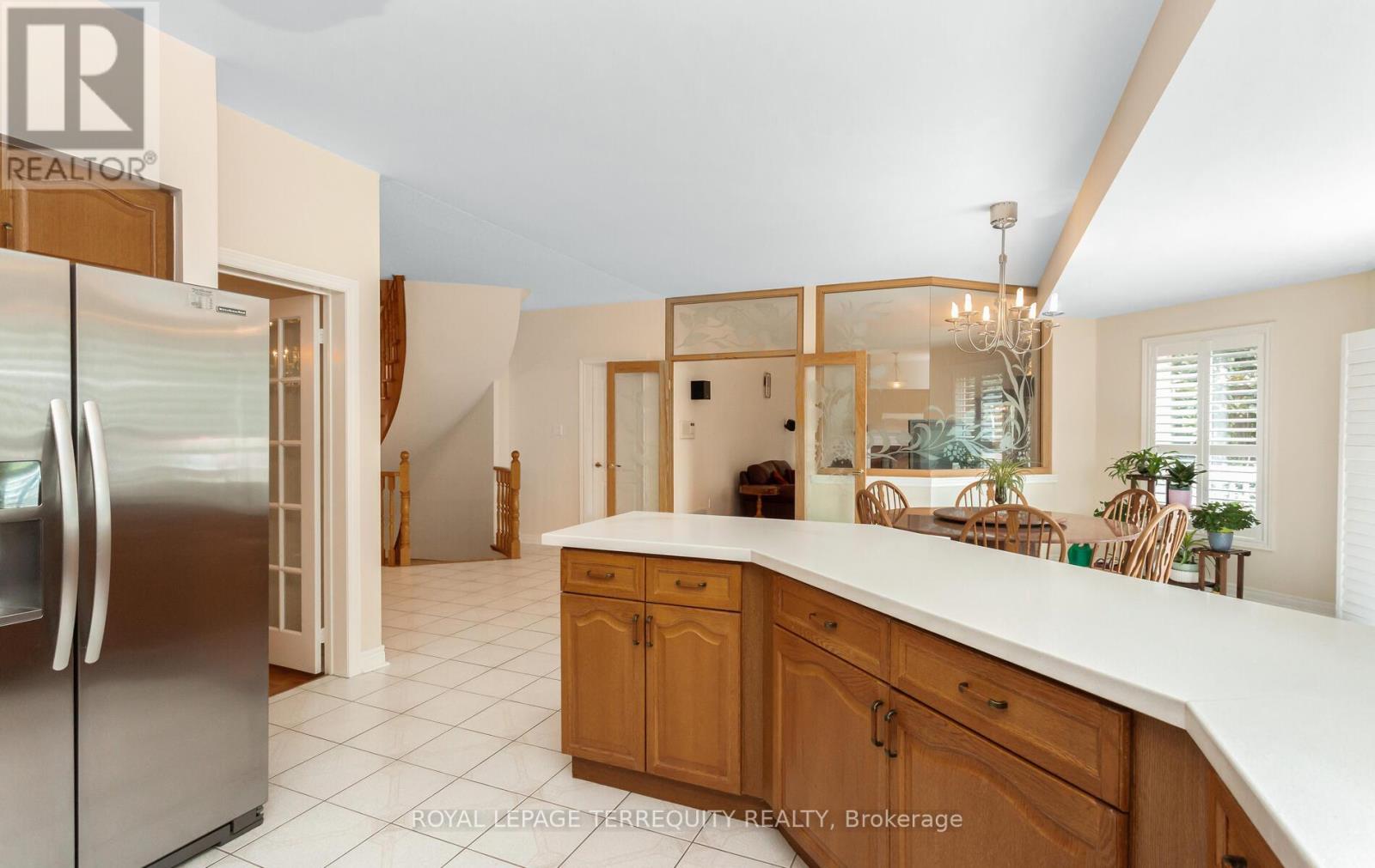 5187 Forest Ridge Drive, Mississauga, Ontario  L5M 5B3 - Photo 15 - W12332442