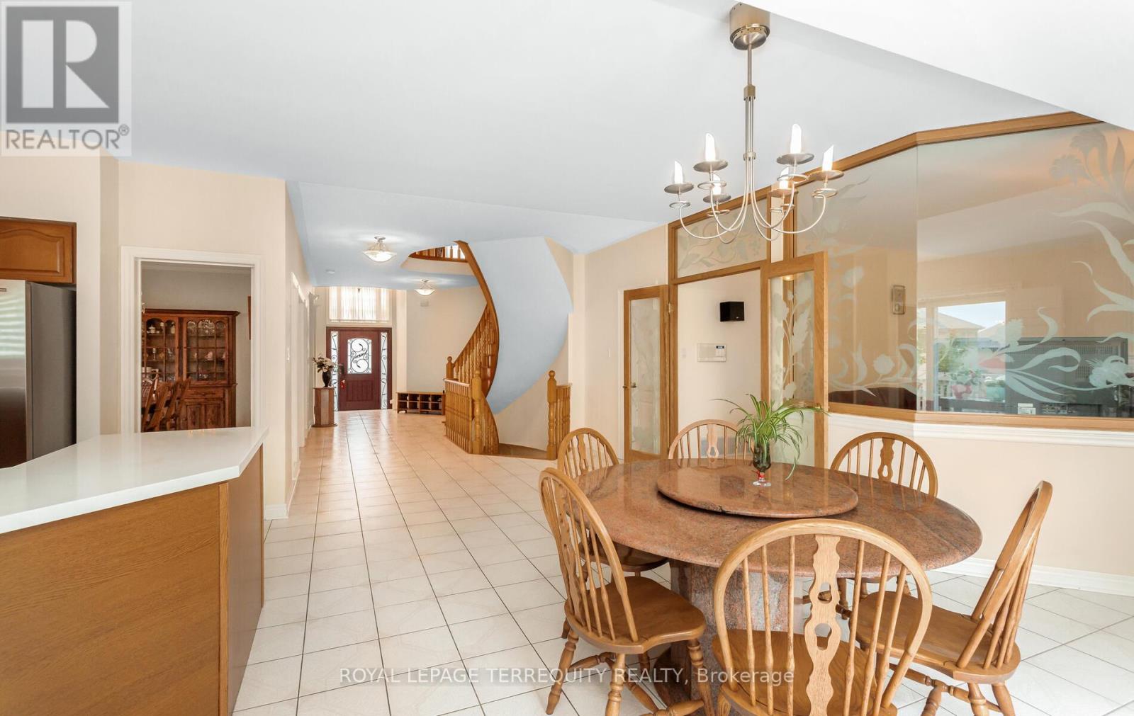 5187 Forest Ridge Drive, Mississauga, Ontario  L5M 5B3 - Photo 16 - W12332442