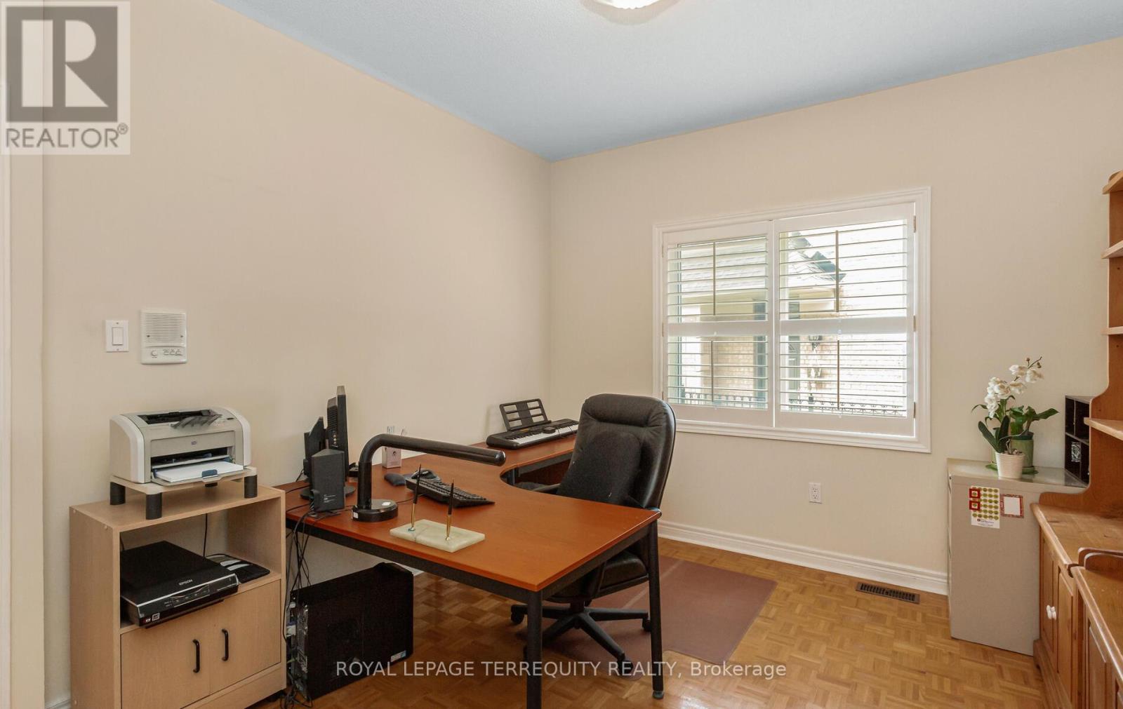 5187 Forest Ridge Drive, Mississauga, Ontario  L5M 5B3 - Photo 21 - W12332442