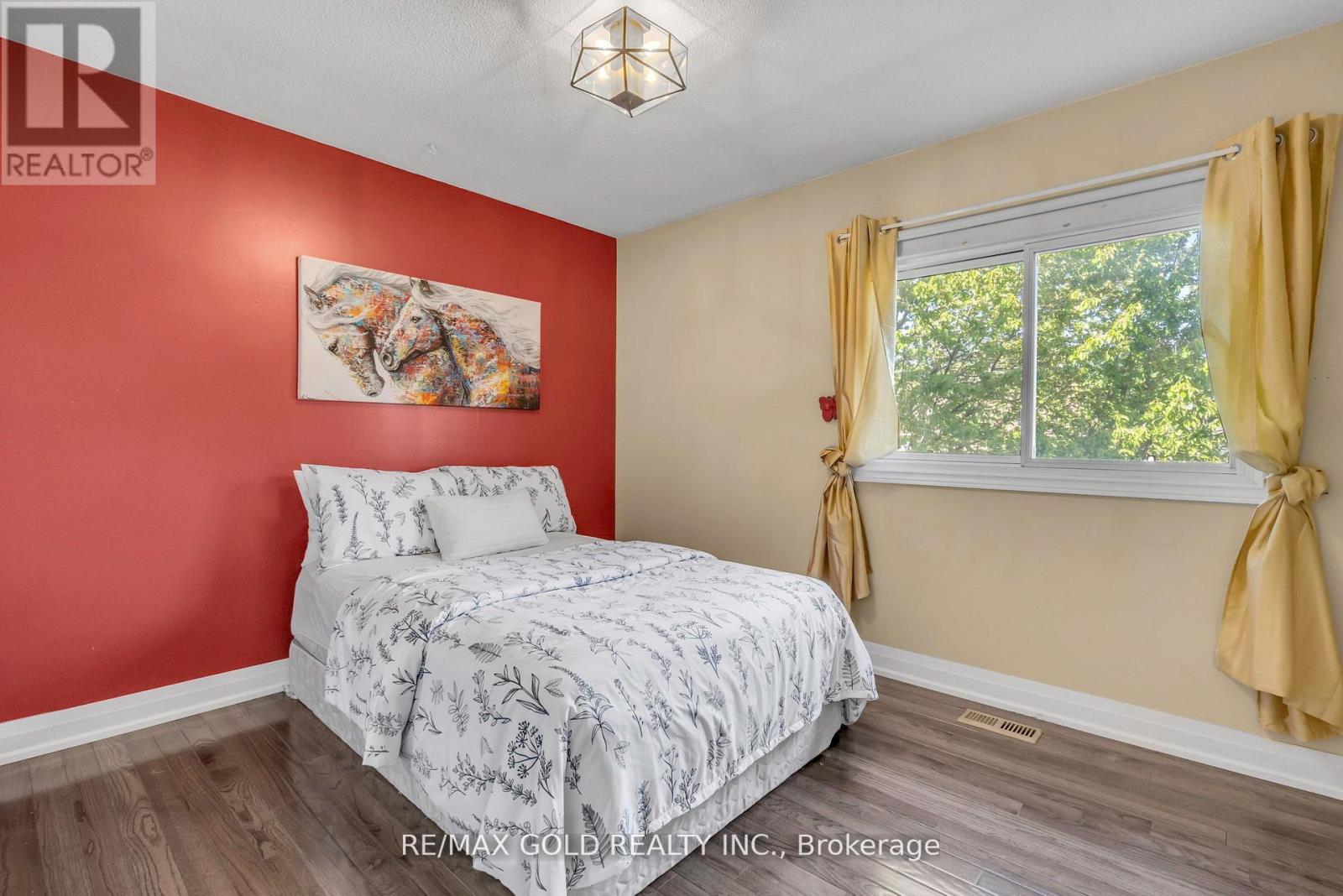 18 Trillium Court, Brampton, Ontario  L6S 3L8 - Photo 31 - W12332504