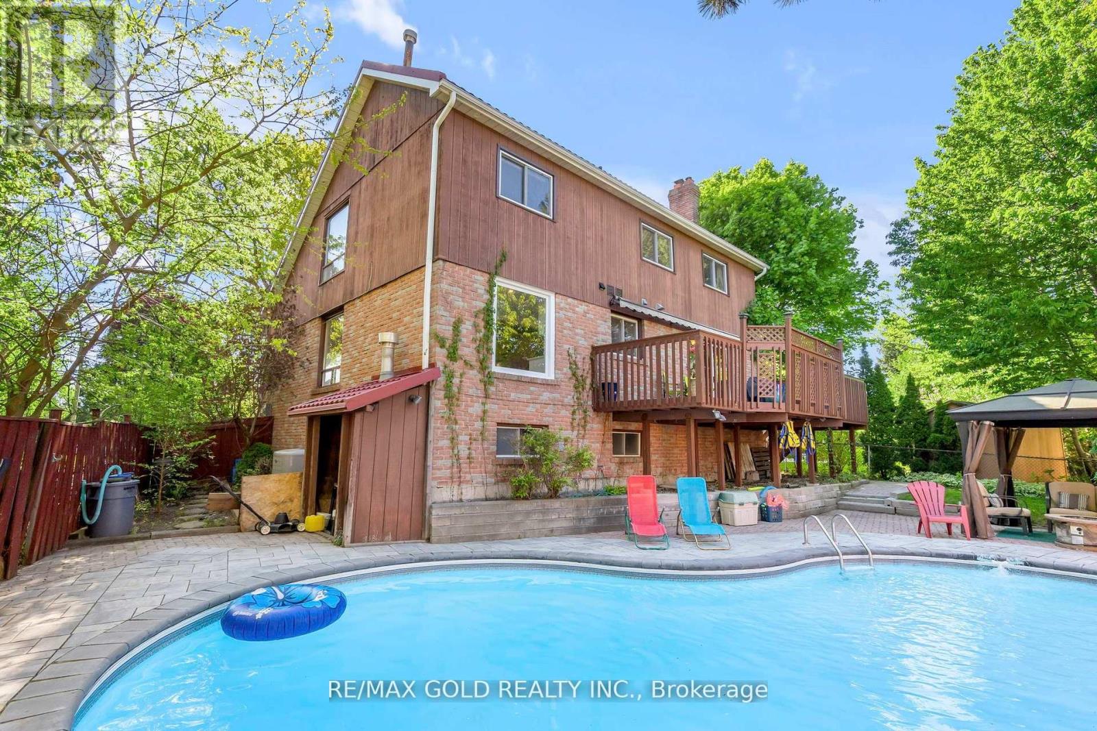 18 Trillium Court, Brampton, Ontario  L6S 3L8 - Photo 45 - W12332504