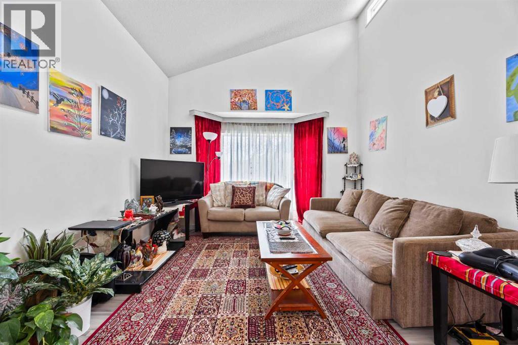 44 Taraglen Place Ne, Calgary, Alberta  T3L 2N4 - Photo 6 - A2232510