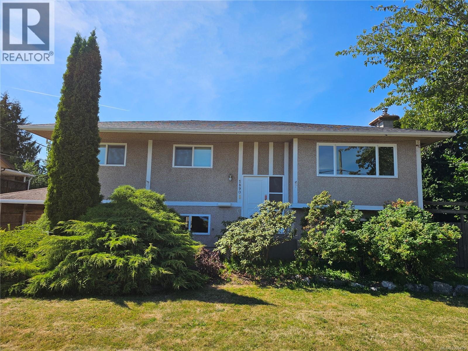 5890 Chesterfield Ave, Duncan, British Columbia  V9L 3M7 - Photo 1 - 1009425