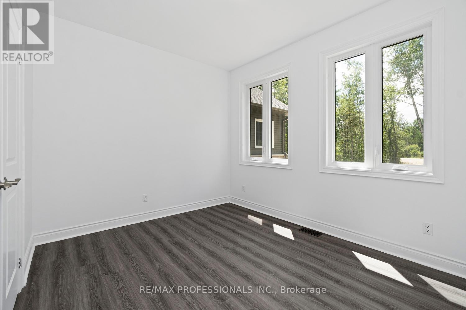 734565 West Back Line, Grey Highlands, Ontario  N0C 1H0 - Photo 22 - X12332379