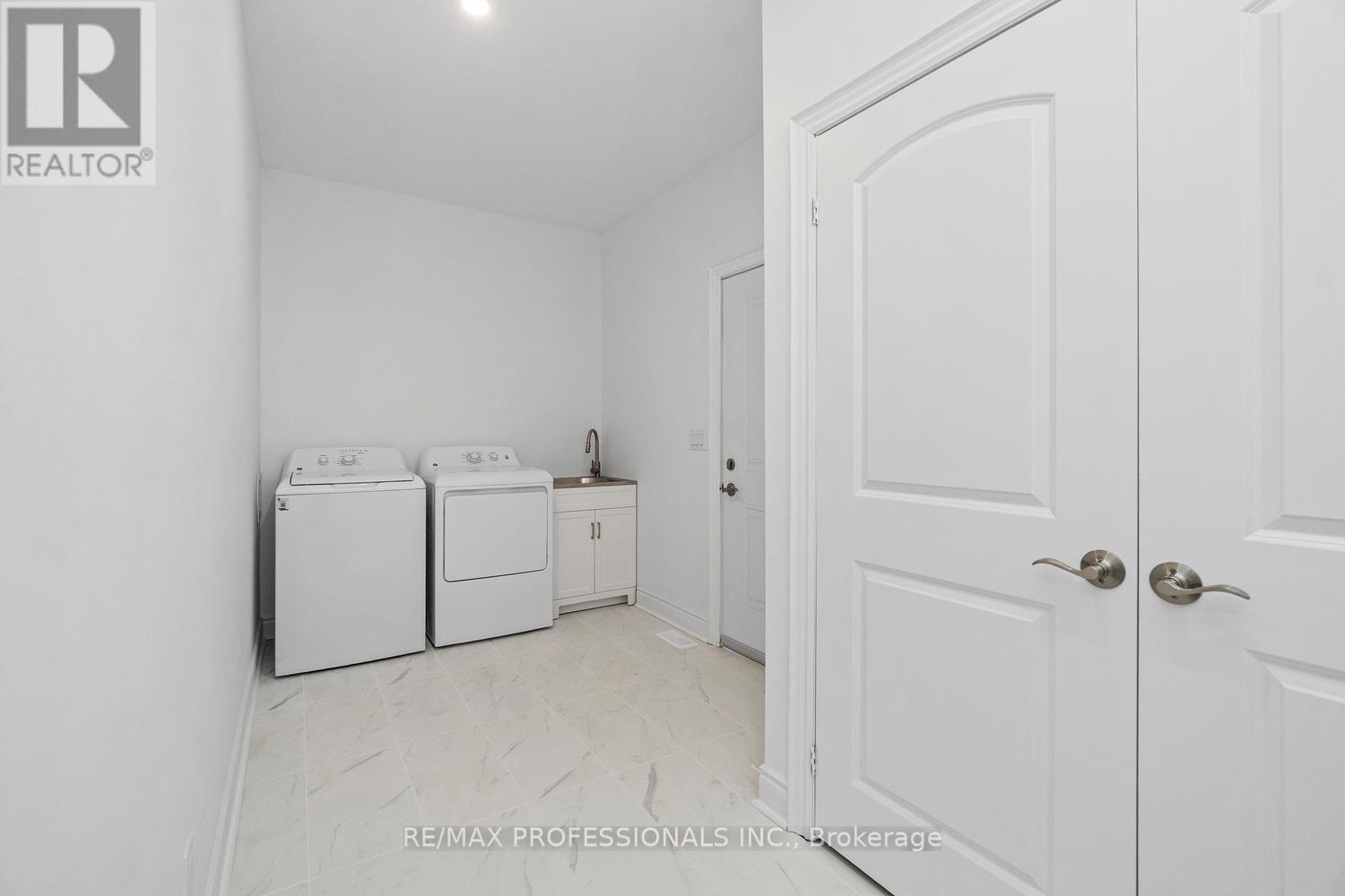 734565 West Back Line, Grey Highlands, Ontario  N0C 1H0 - Photo 26 - X12332379