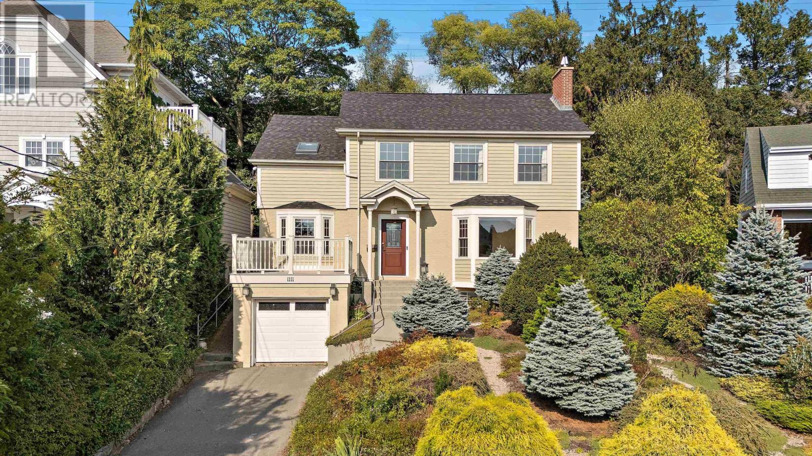 1111 Rockcliffe Street, Halifax, Nova Scotia  B3H 3Y7 - Photo 2 - 202517596