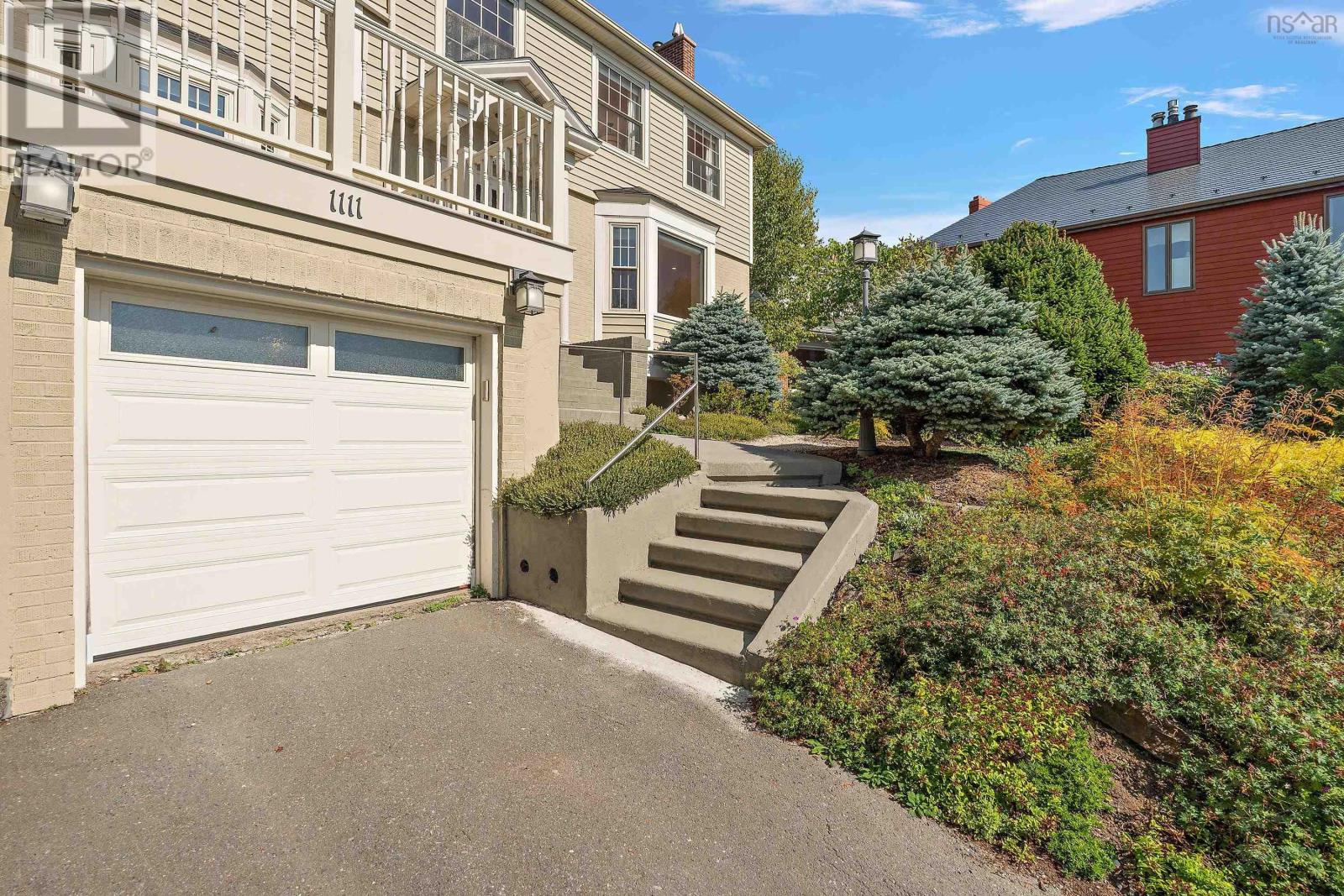1111 Rockcliffe Street, Halifax, Nova Scotia  B3H 3Y7 - Photo 3 - 202517596