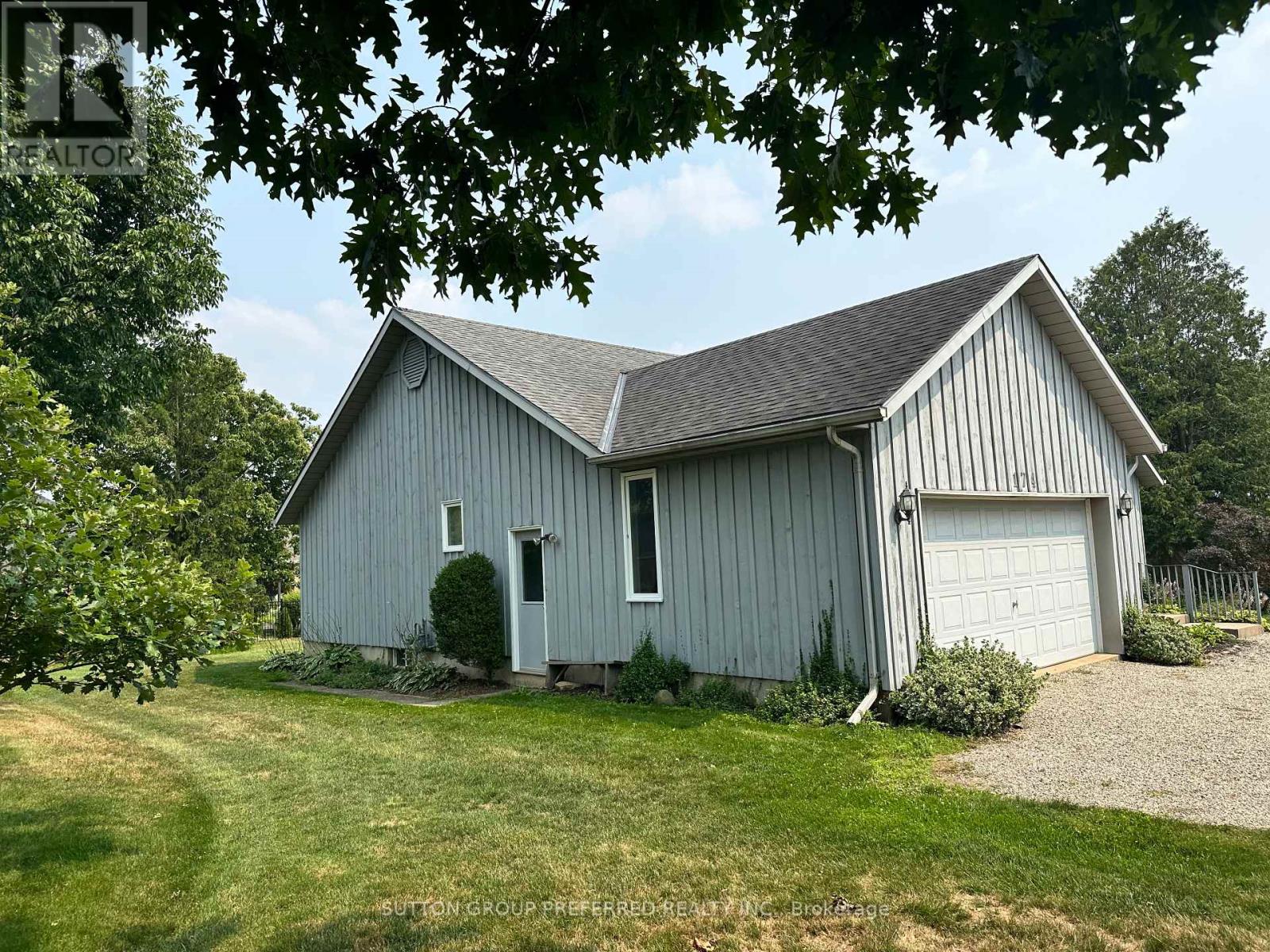 174 Quarter Town Line, Tillsonburg, Ontario  N4G 4E1 - Photo 3 - X12332714