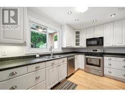 2221 BLINK BONNIE Terrace