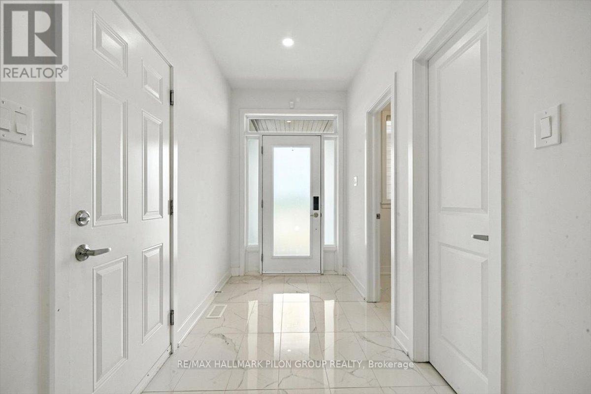 72 Big Dipper Street, Ottawa, Ontario  K4M 0L8 - Photo 11 - X12332663
