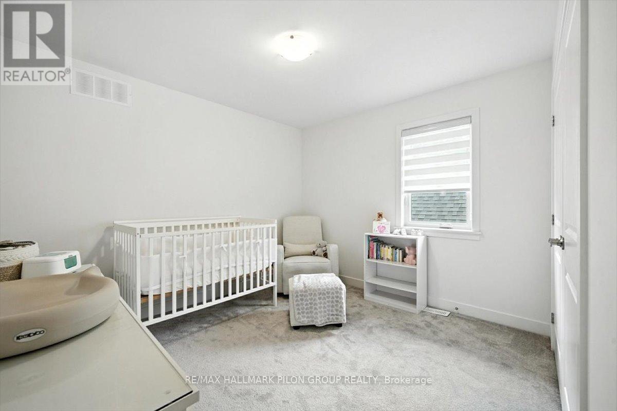 72 Big Dipper Street, Ottawa, Ontario  K4M 0L8 - Photo 15 - X12332663