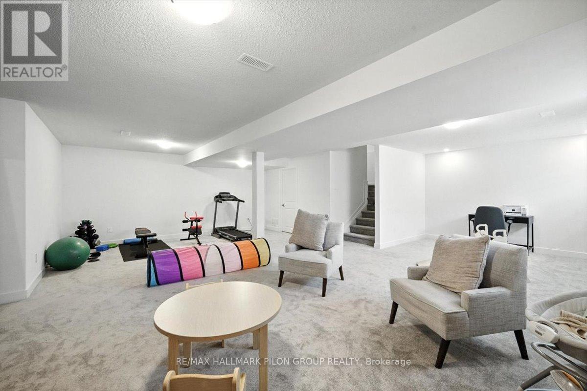 72 Big Dipper Street, Ottawa, Ontario  K4M 0L8 - Photo 20 - X12332663
