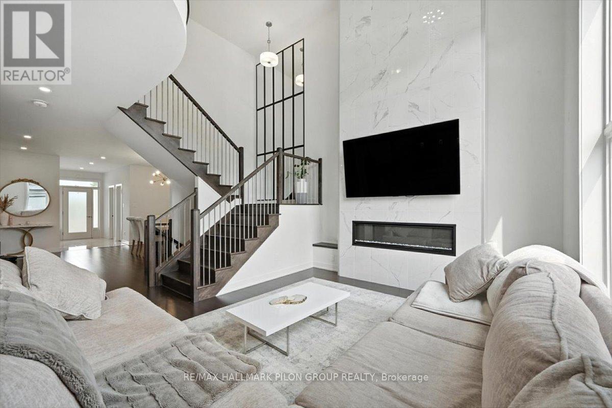 Property at 72 BIG DIPPER STREET image 5