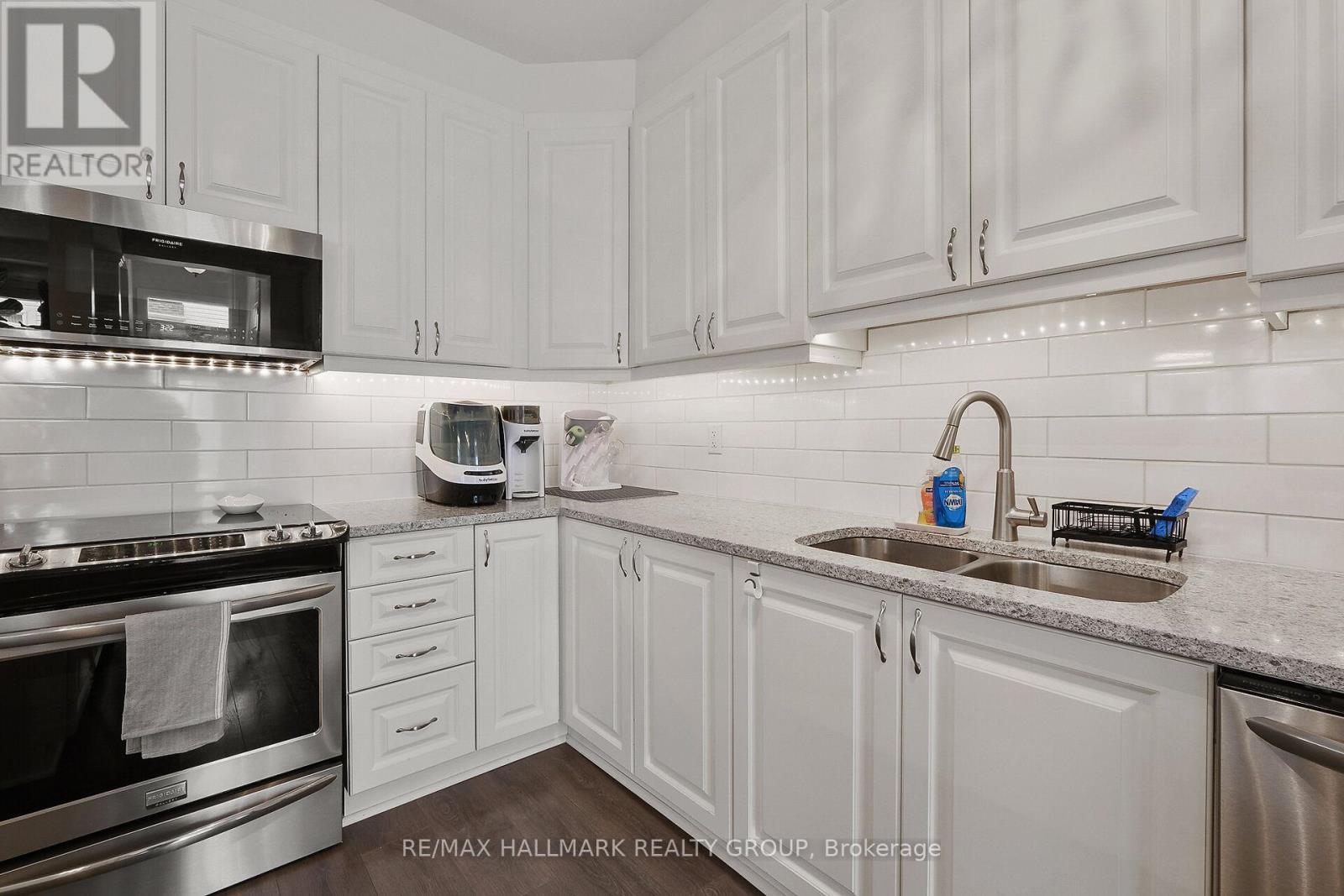 Property at 995 SHIMMERTON CIRCLE image 4
