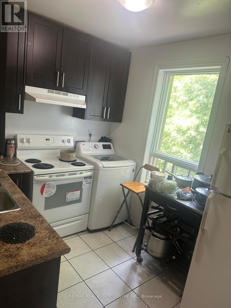Property at 6 RAY AVENUE image 1