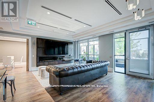 Property at 301 - 3 SOUTHVALE DRIVE image 5