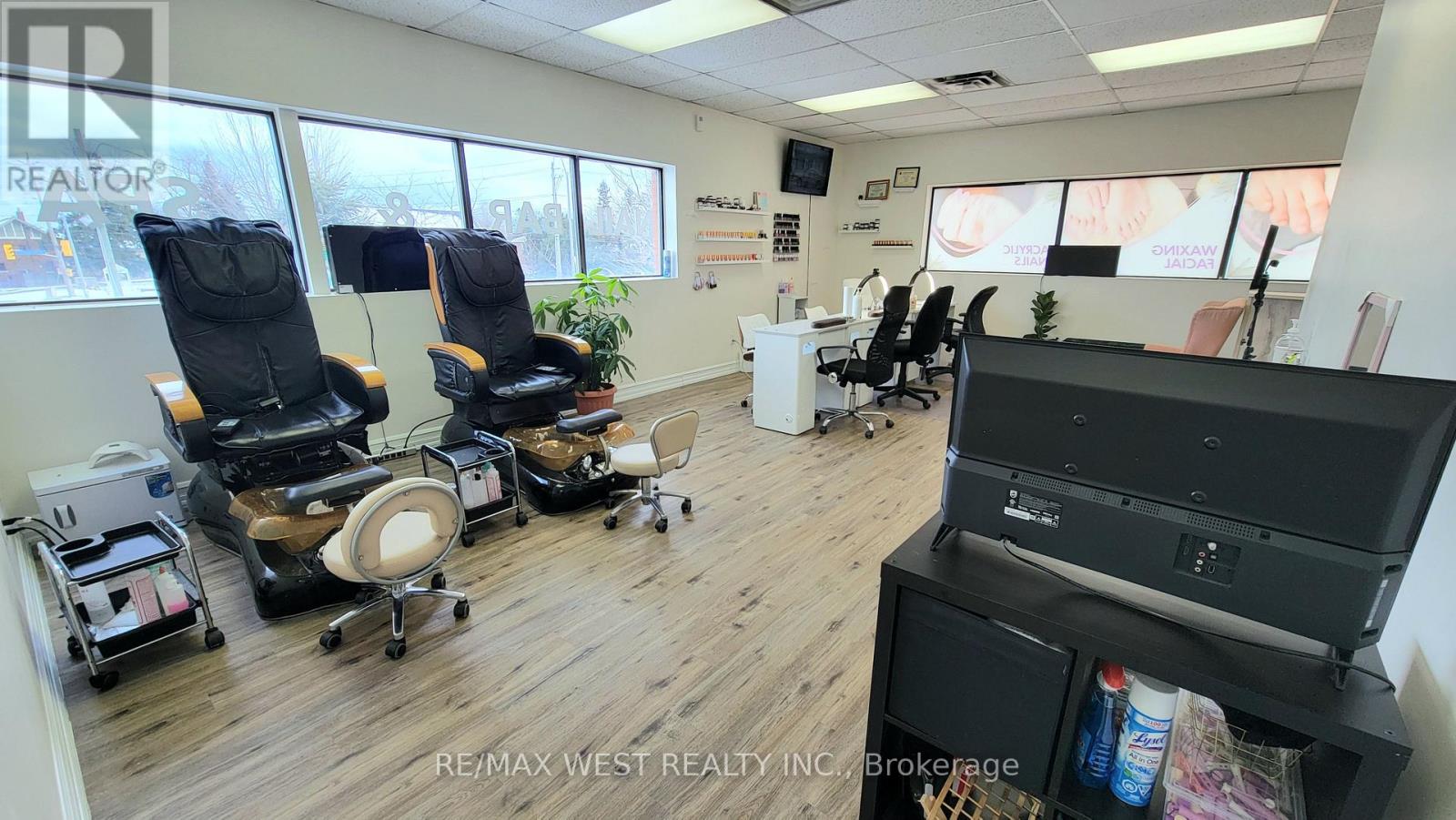 3702 Kingston Road, Toronto, Ontario  M1J 3H3 - Photo 15 - E12332579