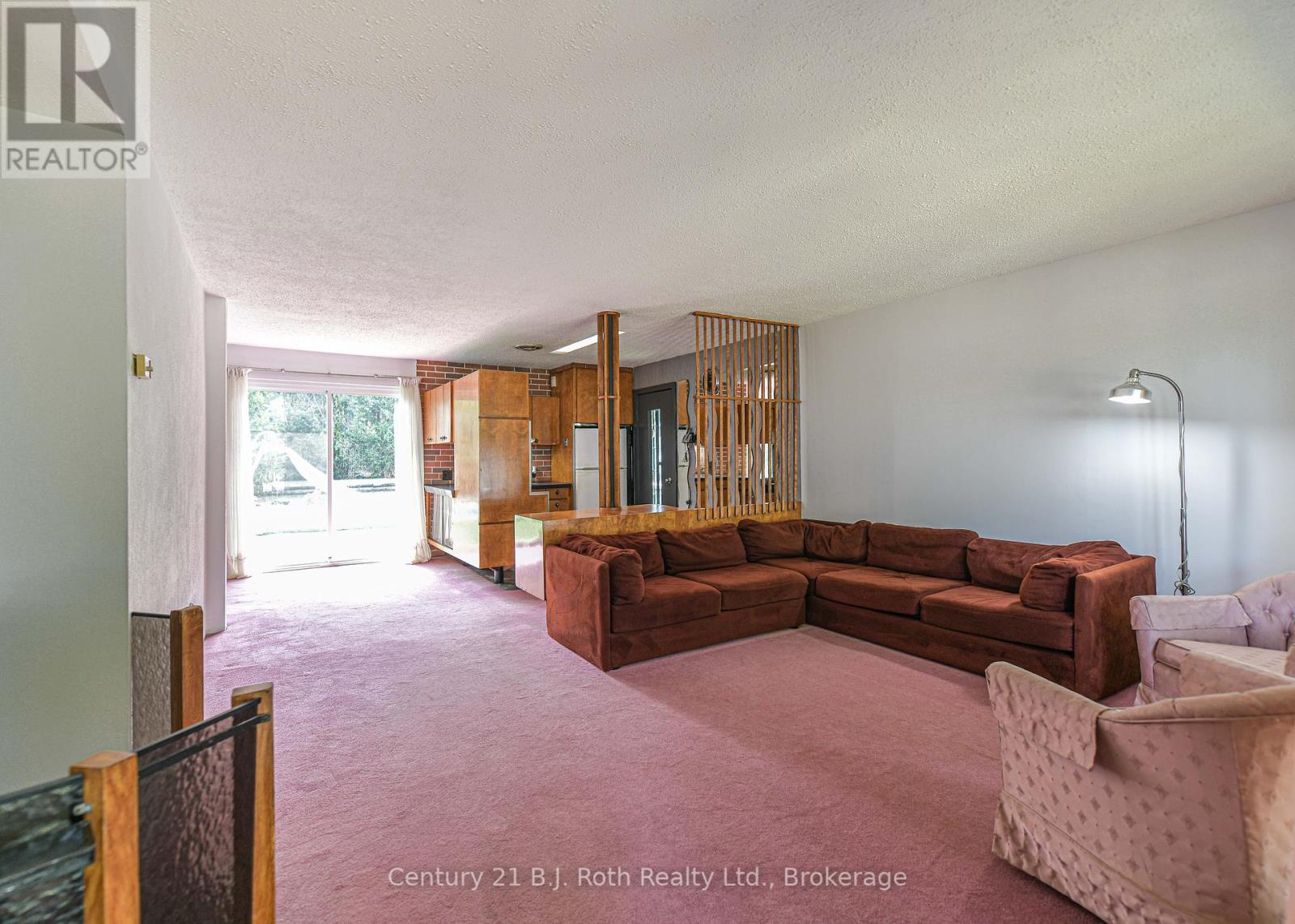 535 High Street, Orillia, Ontario  L3V 4X9 - Photo 4 - S12332700
