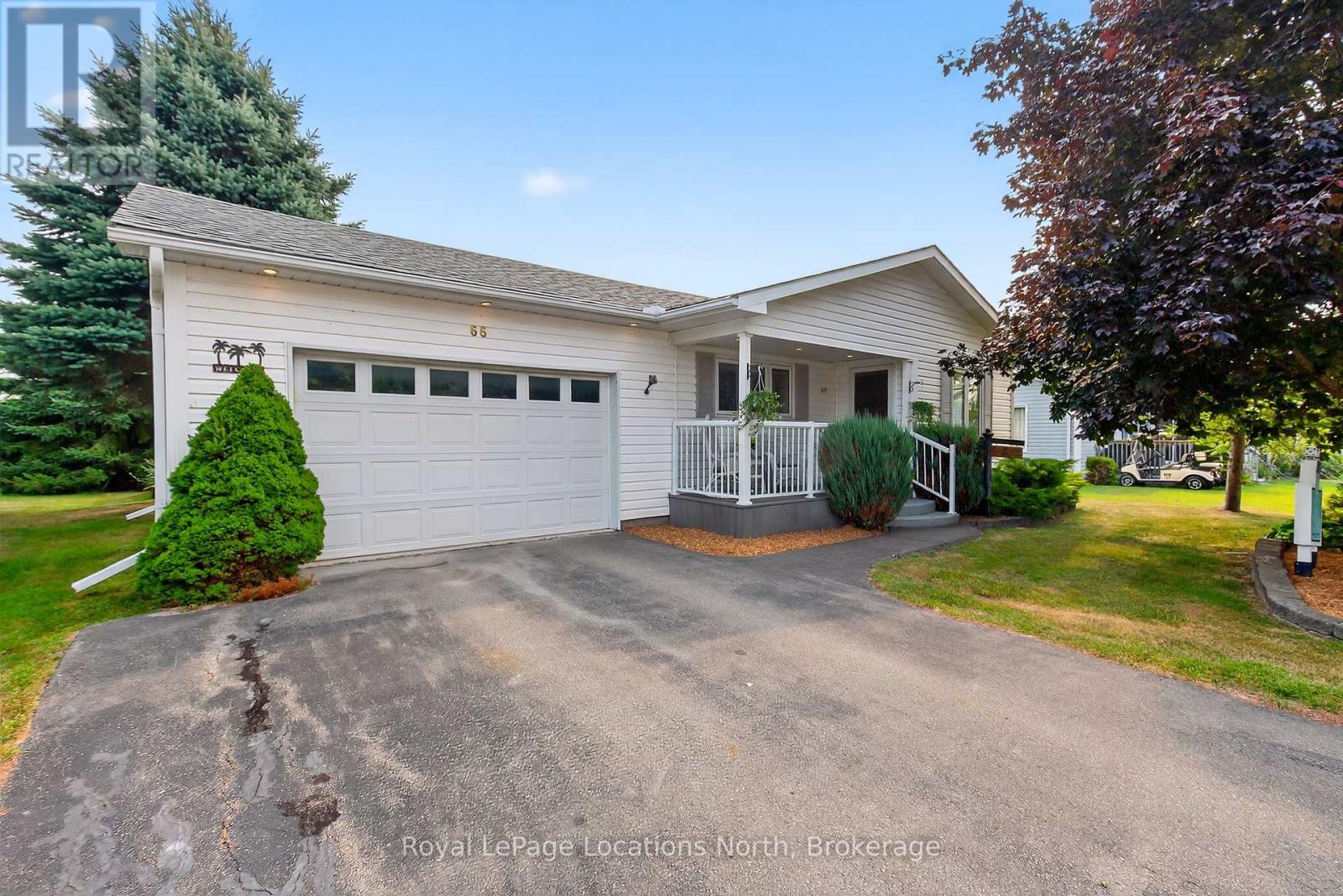 66 Pennsylvania Avenue, Wasaga Beach, Ontario  L9Z 3A8 - Photo 1 - S12332823