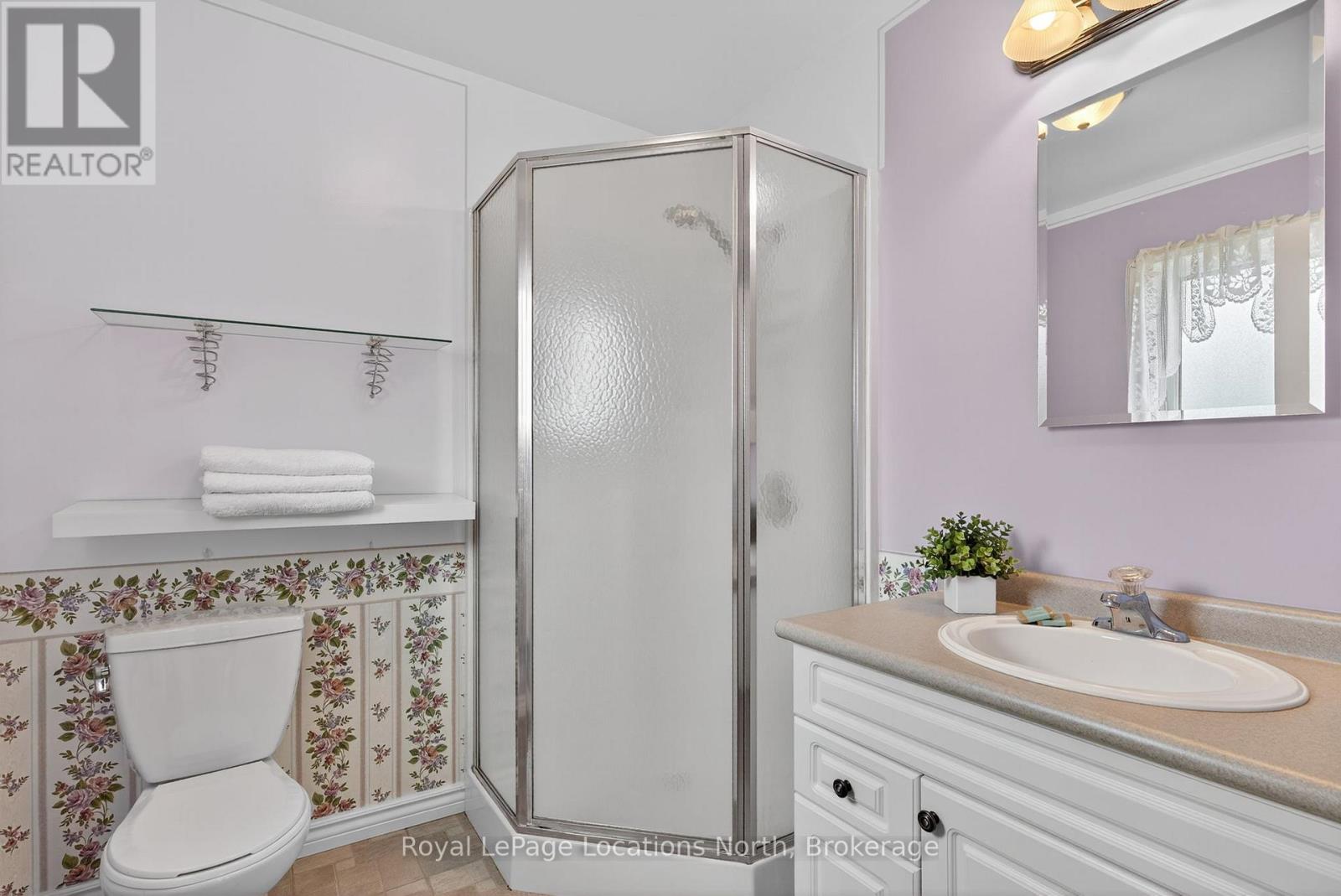 66 Pennsylvania Avenue, Wasaga Beach, Ontario  L9Z 3A8 - Photo 14 - S12332823