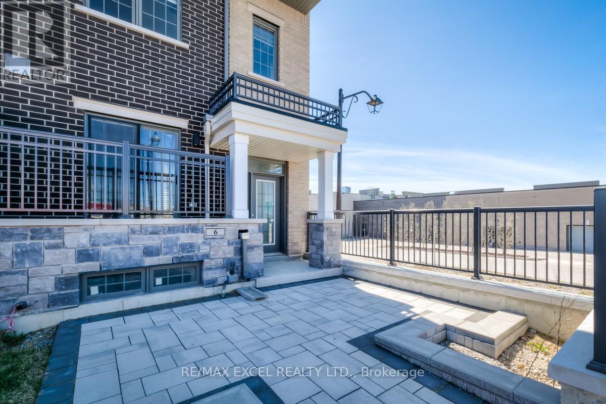 6 Maybank Lane, Whitchurch-Stouffville, Ontario  L4A 4X7 - Photo 2 - N12332636