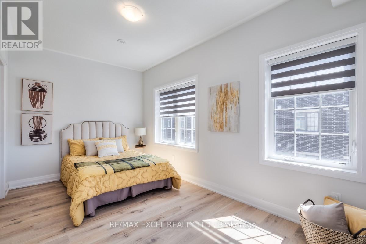 6 Maybank Lane, Whitchurch-Stouffville, Ontario  L4A 4X7 - Photo 26 - N12332636