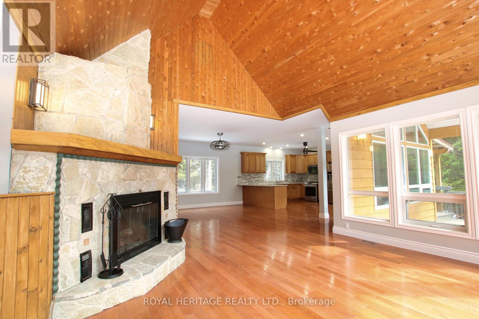 201 Dutch Line Road, Trent Lakes, Ontario K0M 2A0 - Photo 21 - X12332711