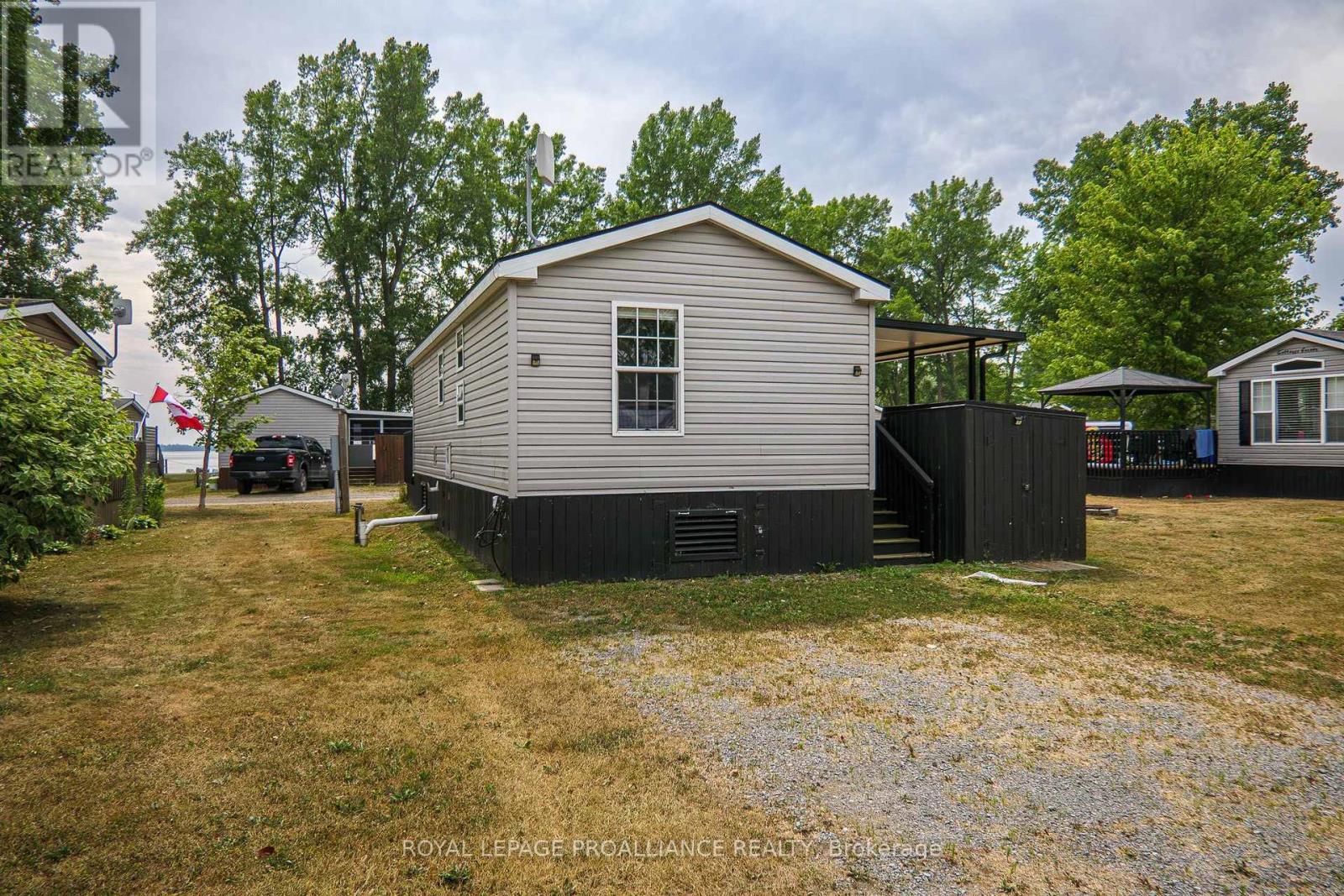 26 Beach View Lane - 486 County Road 18, Prince Edward County, Ontario K0K 1P0 - Photo 24 - X12332725