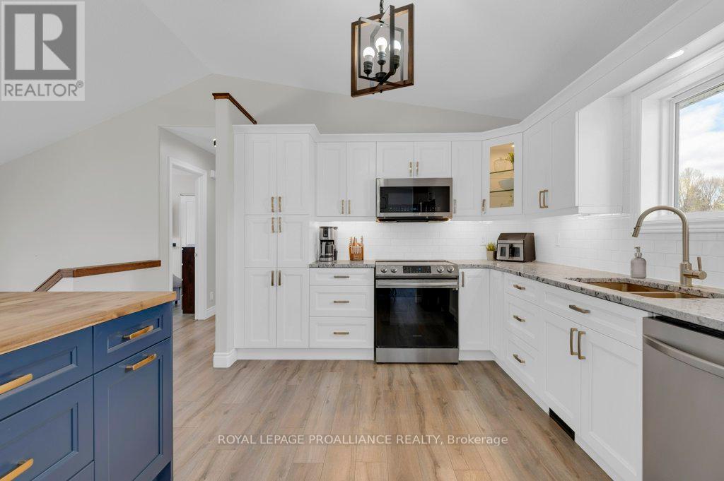 1640 Carman Road, Quinte West, Ontario  K8V 5P4 - Photo 16 - X12332739