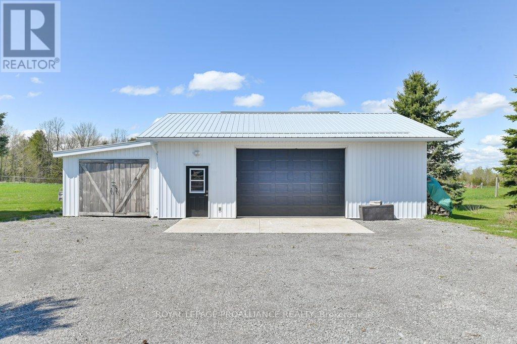 1640 Carman Road, Quinte West, Ontario  K8V 5P4 - Photo 42 - X12332739