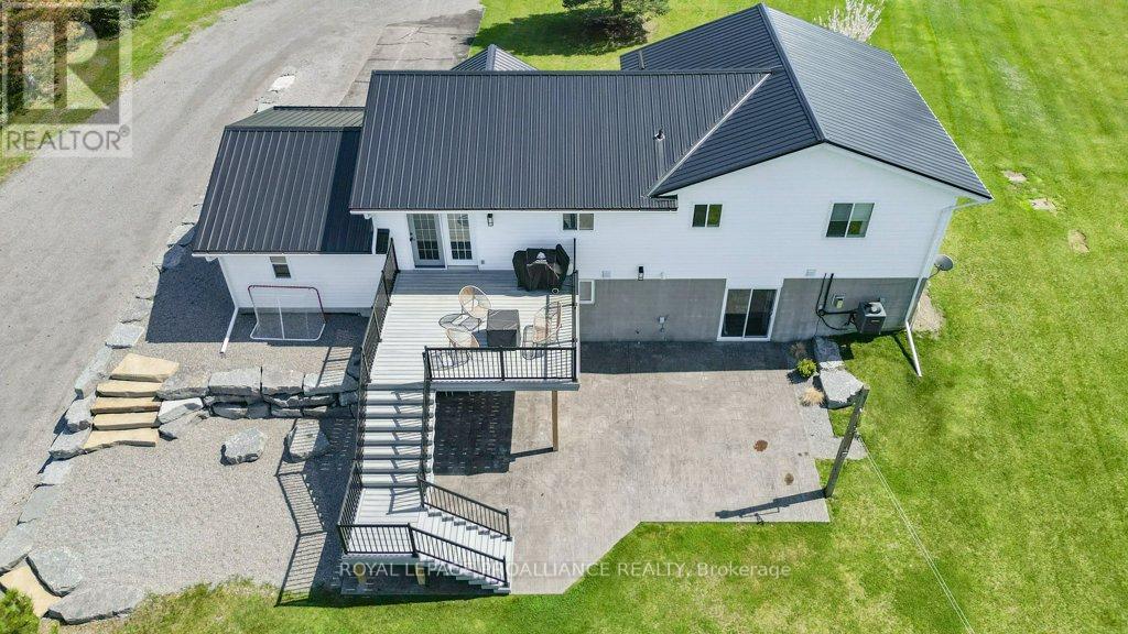 1640 Carman Road, Quinte West, Ontario  K8V 5P4 - Photo 47 - X12332739