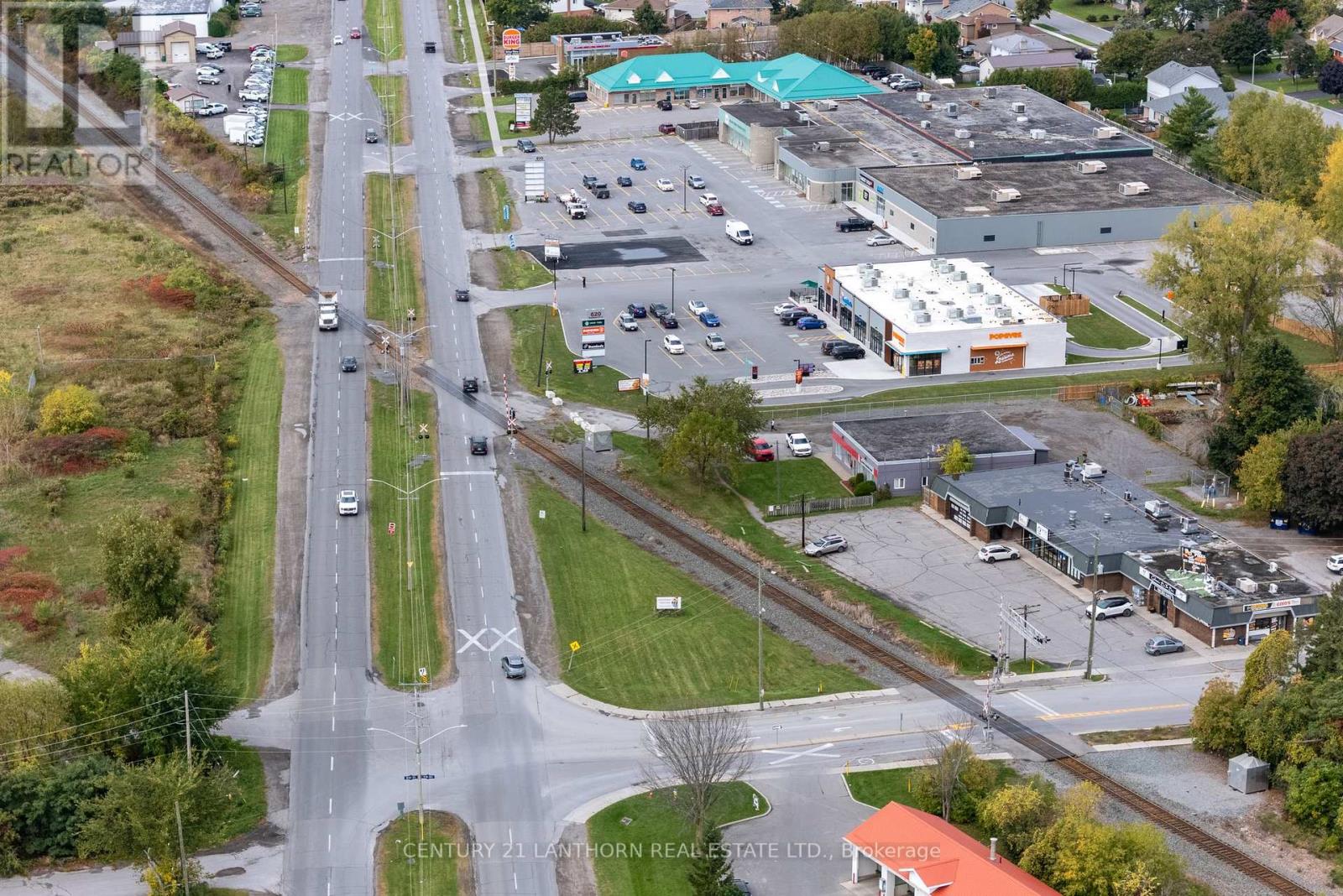 640 Dundas Street E, Belleville, Ontario  K8N 1G7 - Photo 22 - X12332817