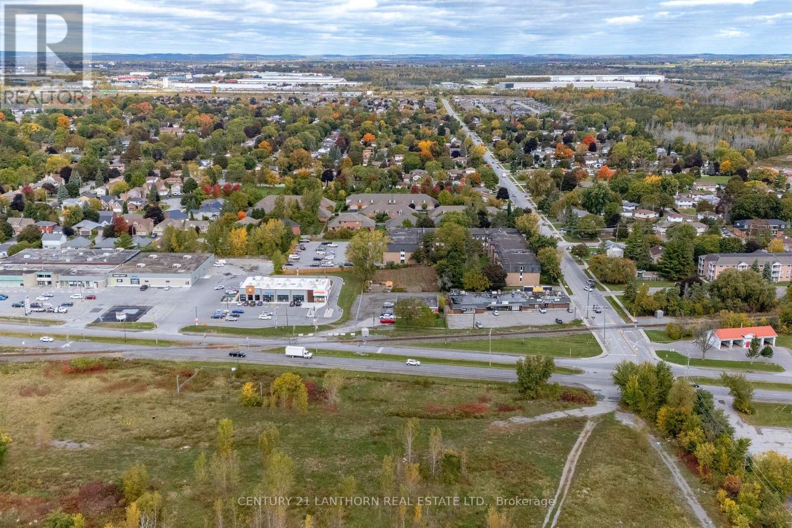 640 Dundas Street E, Belleville, Ontario  K8N 1G7 - Photo 5 - X12332817