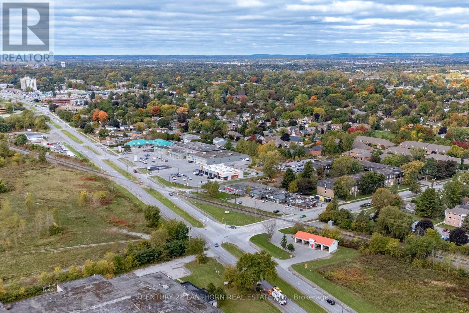 640 Dundas Street E, Belleville, Ontario  K8N 1G7 - Photo 6 - X12332817