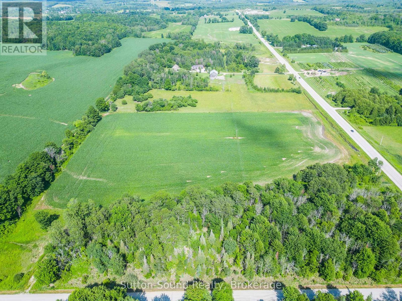 802677 Grey 40 Road, Chatsworth, Ontario  N0H 1G0 - Photo 7 - X12332762