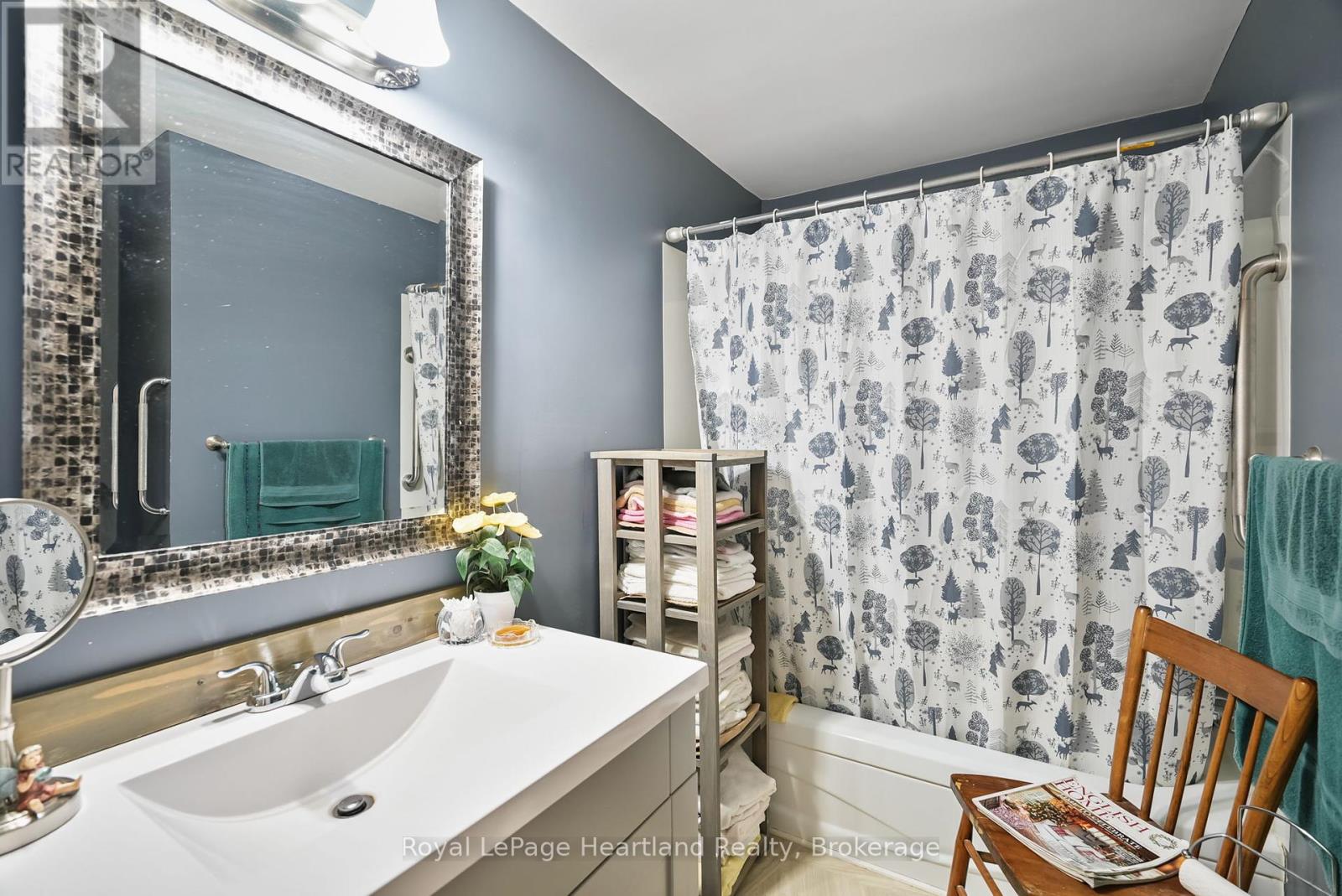 246 Diagonal Road, North Huron, Ontario  N0G 2W0 - Photo 16 - X12332781