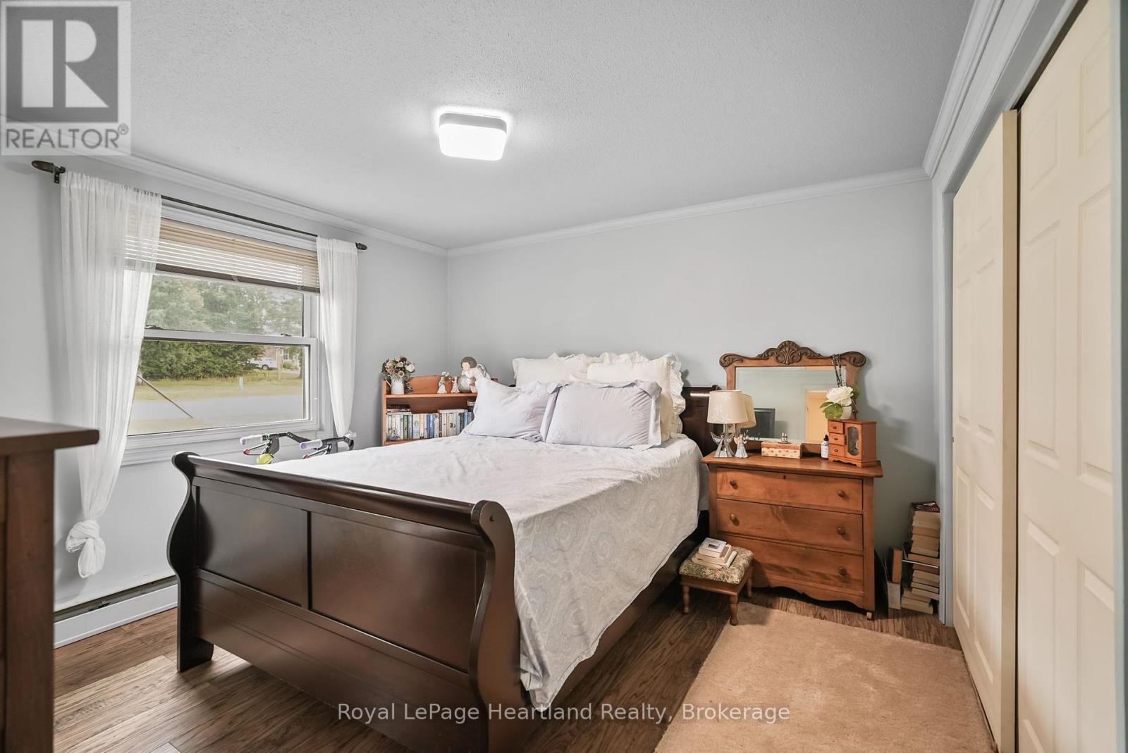 246 Diagonal Road, North Huron, Ontario  N0G 2W0 - Photo 18 - X12332781