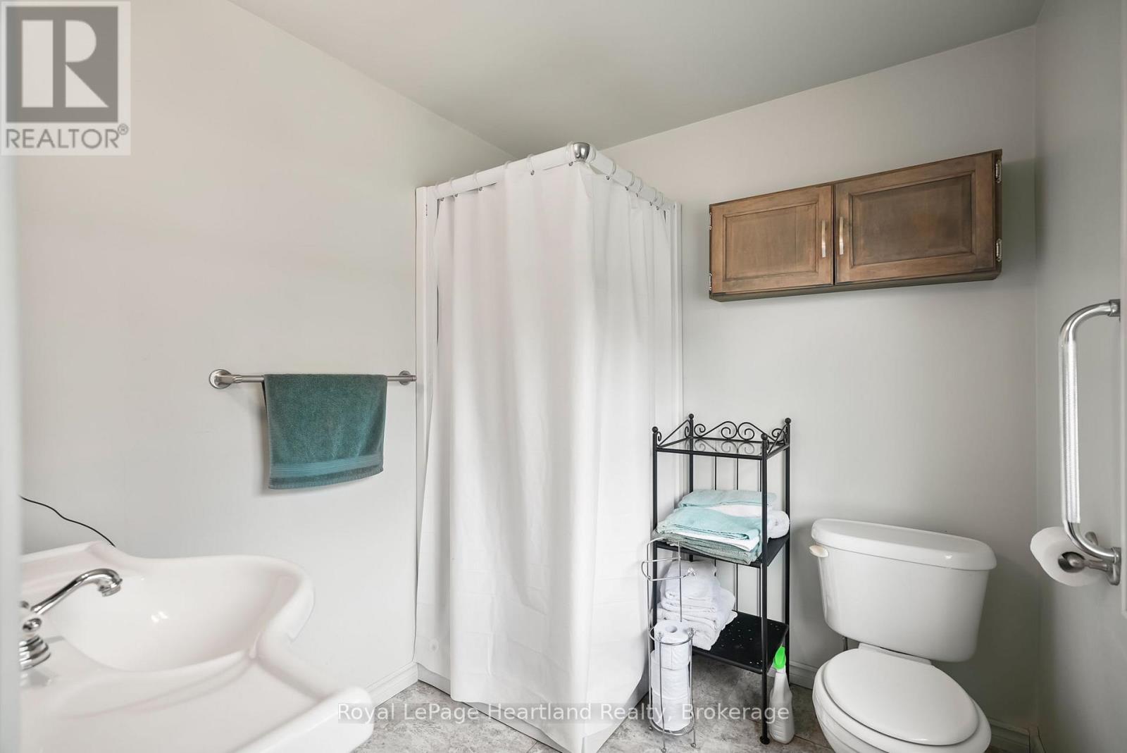 246 Diagonal Road, North Huron, Ontario  N0G 2W0 - Photo 20 - X12332781