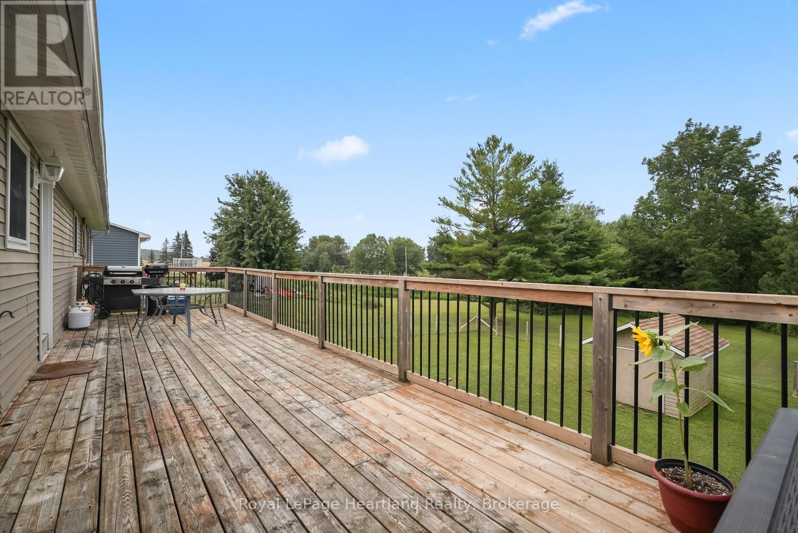246 Diagonal Road, North Huron, Ontario  N0G 2W0 - Photo 27 - X12332781