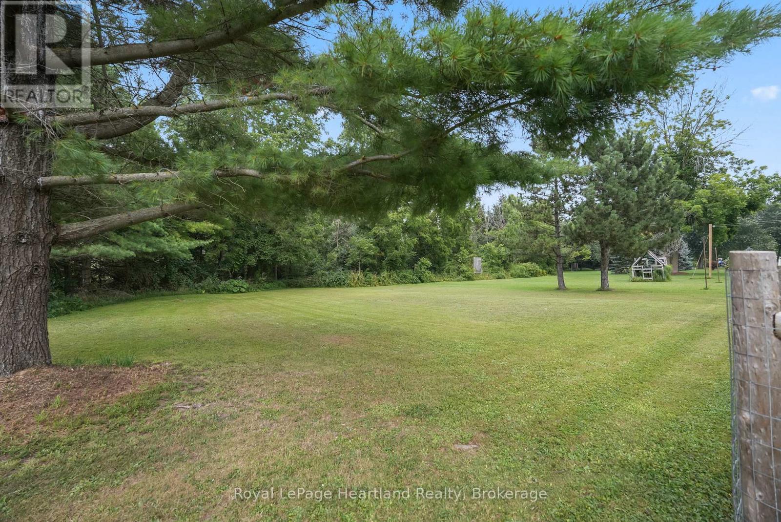 246 Diagonal Road, North Huron, Ontario  N0G 2W0 - Photo 31 - X12332781