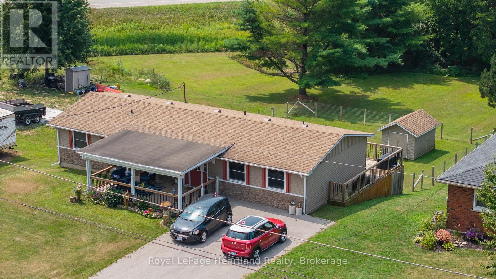 246 Diagonal Road, North Huron, Ontario  N0G 2W0 - Photo 36 - X12332781