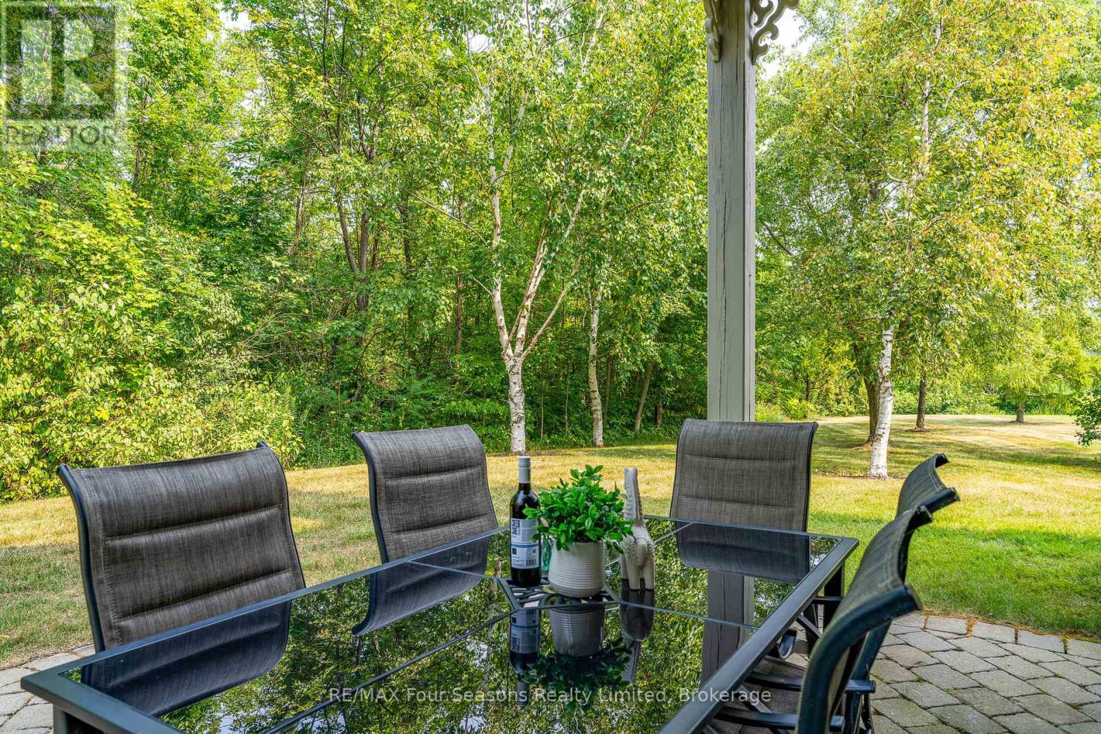 114 - 184 Snowbridge Way, Blue Mountains, Ontario  L9Y 0V1 - Photo 32 - X12332797