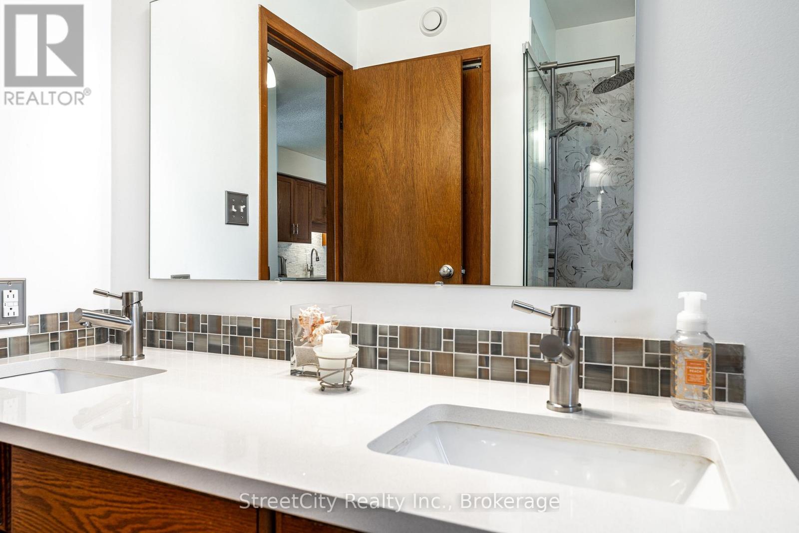 31 Cobourg Street, West Perth, Ontario  N0K 1N0 - Photo 27 - X12332828