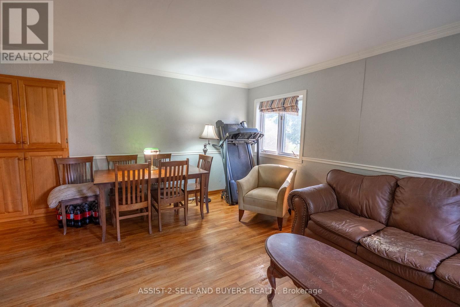 310 Westmoreland Avenue, Cornwall, Ontario  K6J 2G9 - Photo 5 - X12332729