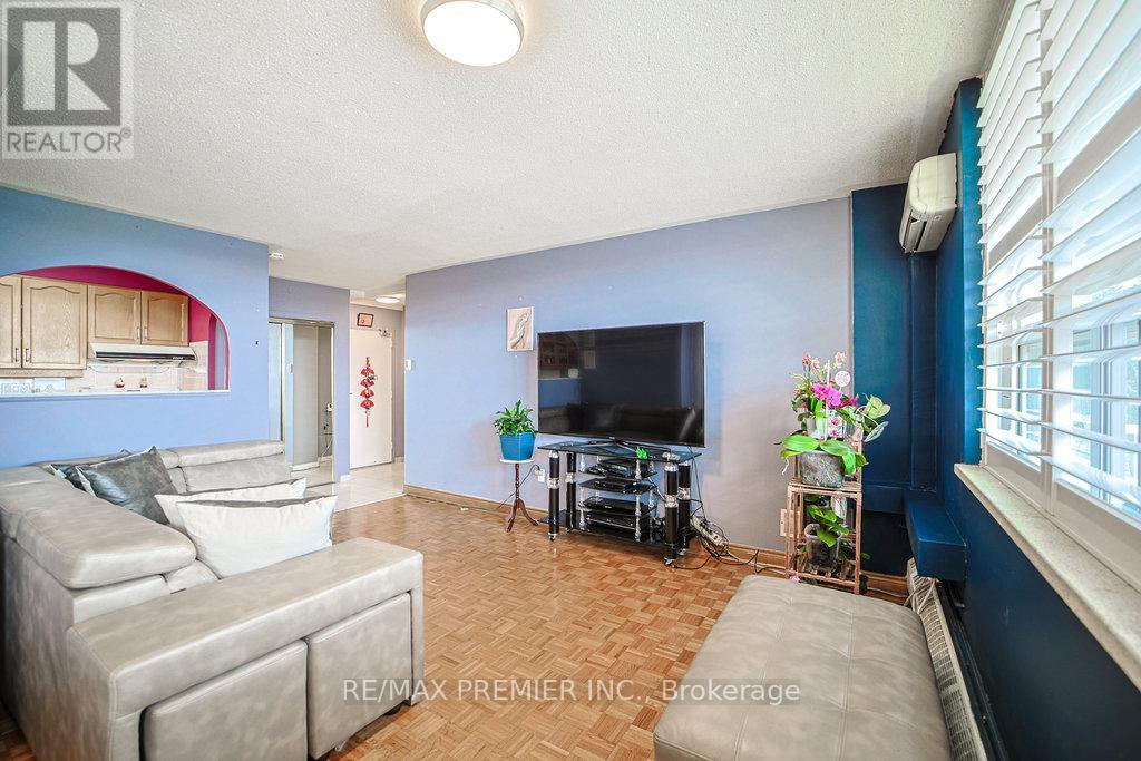 Property at 511 - 3460 KEELE STREET W image 4