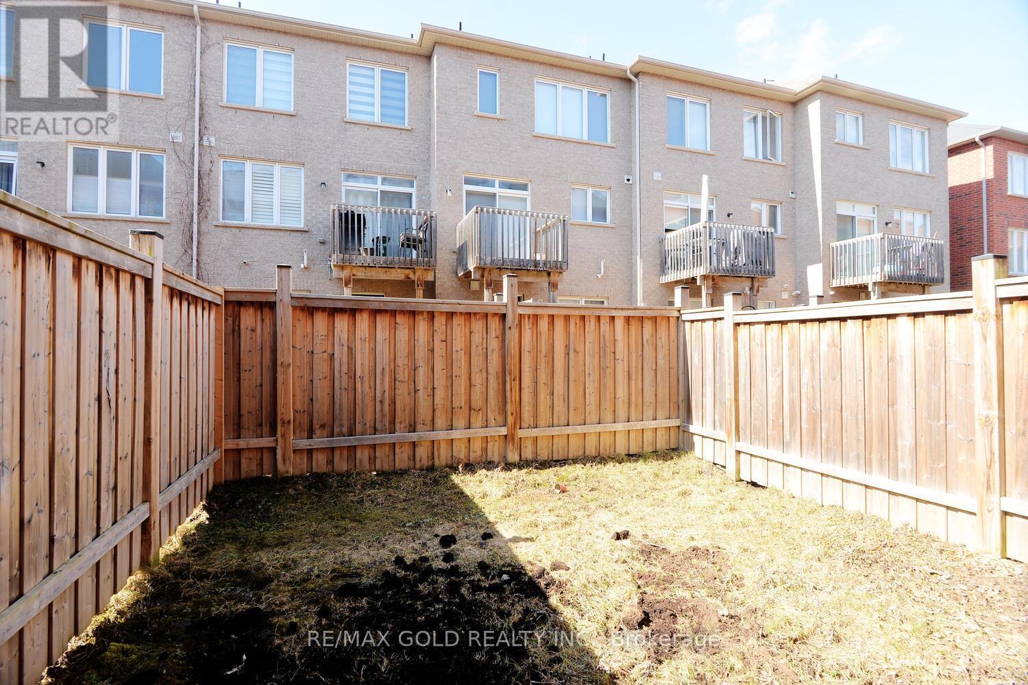 22 Cloudburst Road, Brampton, Ontario  L7A 0B5 - Photo 23 - W12332602