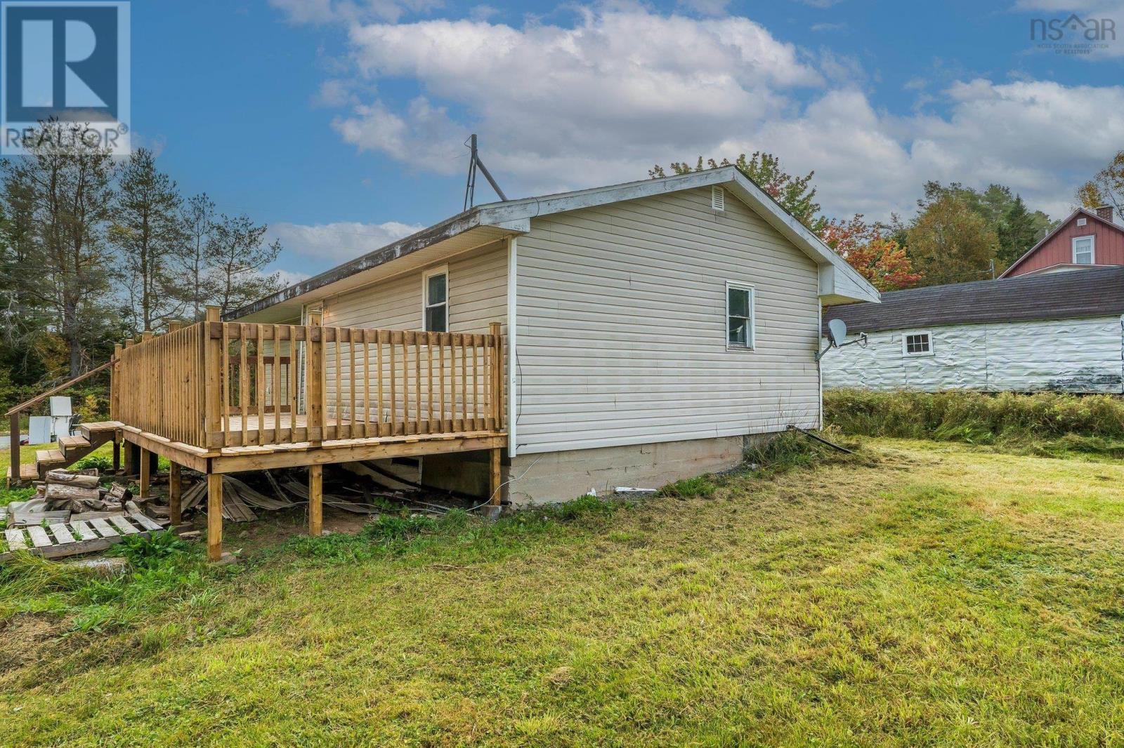 61 Dunlop Road, Brooklyn, Nova Scotia  B0N 2A0 - Photo 22 - 202500802