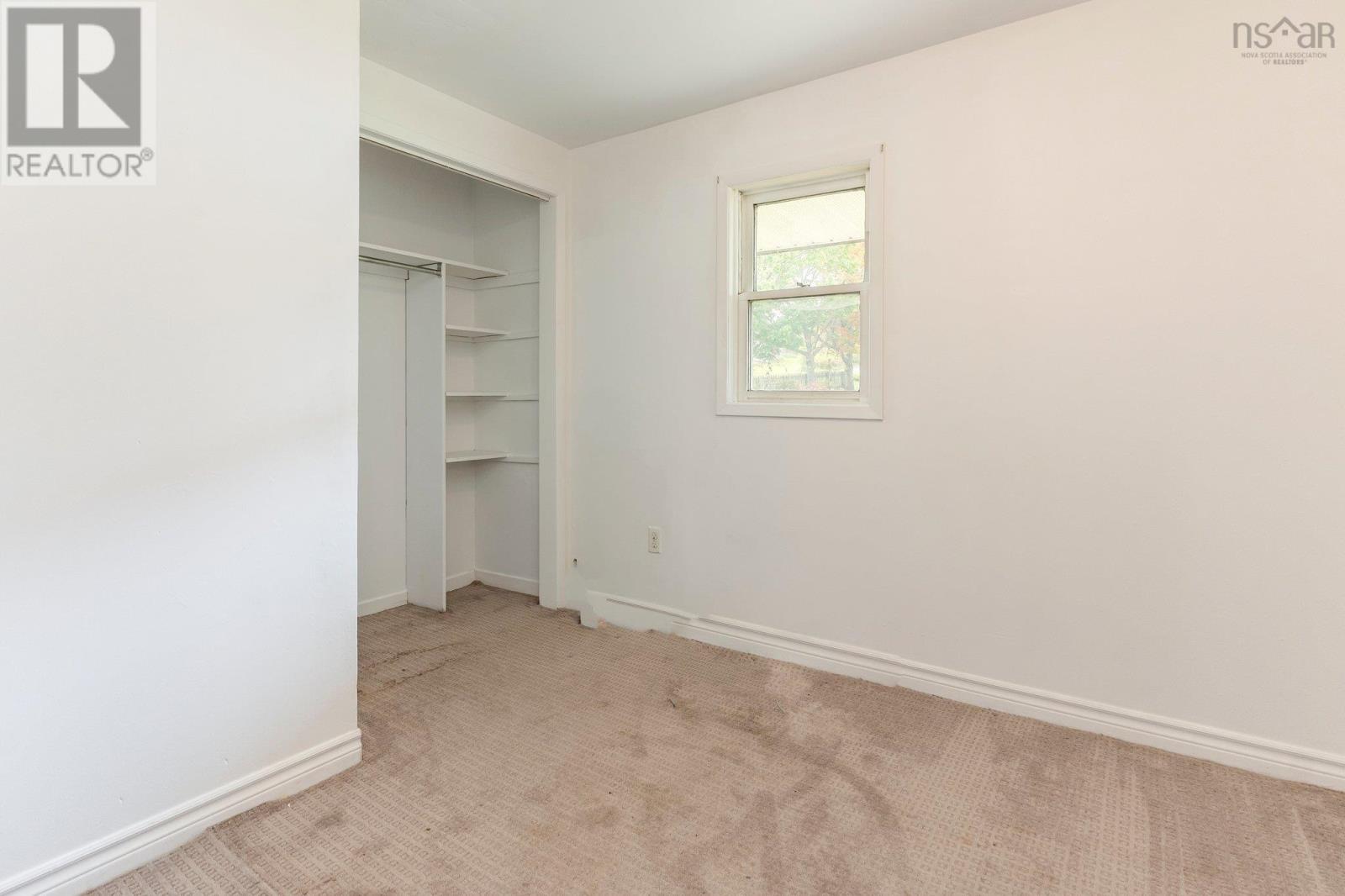 61 Dunlop Road, Brooklyn, Nova Scotia  B0N 2A0 - Photo 16 - 202500802